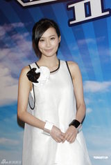 组图：吴镇宇胡杏儿新戏续前缘 张智霖回无线救急