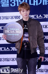 组图：EXO龙俊亨助阵《安德的游戏》试映会