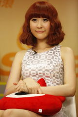 高清组图：Wonder Girls做客 互动游戏乐翻天