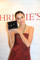 组图：Lisa出席时尚活动 期待圣诞与吴彦祖相聚 