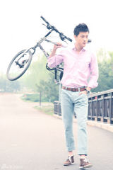 组图：夏凡精英熟男写真曝光 眼神深邃颠覆雅痞