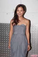 组图：苏永康出席慈善演唱会 中年肚腩发福