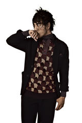 组图：《3D肉蒲团》男星叶山豪时尚大片 狂野不羁