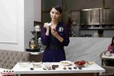 组图：AmandaS亲制甜品 大方展露好手艺