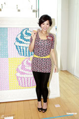 幻灯图：郑欣宜减肥成功变尖下巴 直言上围有缩水