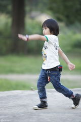 组图：《爸爸去哪儿》小小志各种萌态图