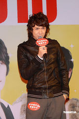 幻灯图集：唐禹哲贺军翔赴港跨年