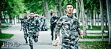 组图：《8848》热血男儿展特种兵飒爽英姿
