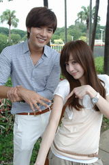 组图：《爱上査美乐》王心凌贺军翔上演另类恋情