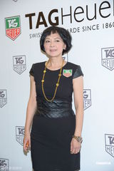 组图：钟楚红出席活动 丁子高曝杨千嬅体重