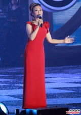 组图：汪明荃演唱会落幕 斥歌迷非法录影