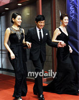 组图：韩国演员高贤贞获2010SBS演技大奖