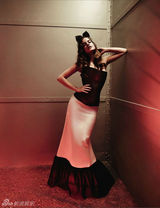 组图：超模巴巴拉-贝尔《ELLE》优雅迷人