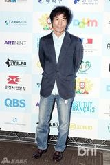 组图：金赛纶出席首尔国际微电影节骨瘦如柴