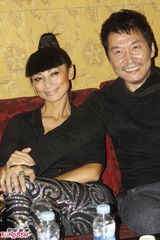 组图：白灵现身京城露半球助阵檀冰《致命合约》