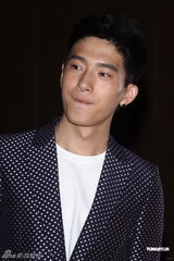 组图：井柏然在台发新辑 新歌遭抄袭坦言很委屈