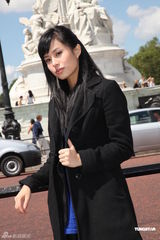 组图：准港姐伦敦拍外景澄清负面传闻