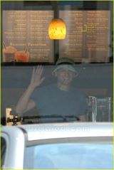 组图：《越狱》米勒07年曾约会绯闻男友被拍