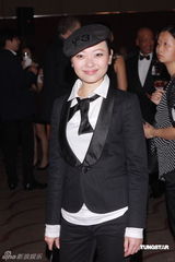 高清图：香港电影节开幕红毯 汤唯鲍起静等群星汇聚