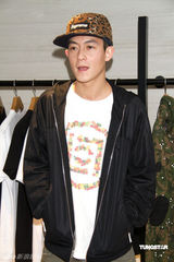 幻灯：陈冠希台北开店六月复出 称不知Lucas是谁