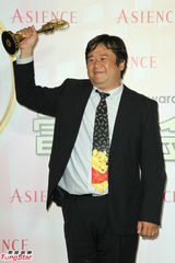 组图：瞿友宁凭《我可能》获金钟戏剧类最佳导演