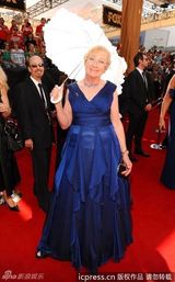 组图：第63届艾美奖红毯女星斗艳之蓝色礼服篇