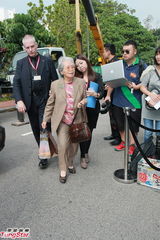 组图：郭晶晶婚礼直击 林子祥与证婚人梁爱诗到场