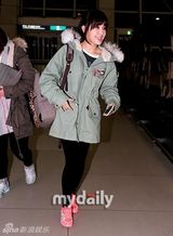 组图：全智贤结束中国行返韩 朴诗妍赴美拍写真