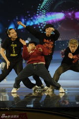 高清图：河北电视台春节联欢晚会精彩纷呈