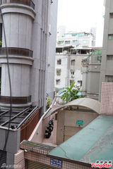 组图：知名设计师黄淑琦坠楼身亡 地点图曝光