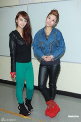 组图：《劲歌金曲》再录影 容祖儿梁汉文等亮相