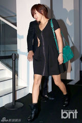 组图：尹恩惠Tiffany等众星亮相时尚活动