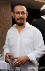 幻灯图：姜文戛纳会好友 马可-穆勒贾樟柯秦昊助阵