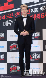 组图：EXO打造真人秀节目 帅气亮相卖萌耍宝