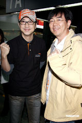 幻灯图集：庾澄庆开春重返孟加拉国 与贫童相约