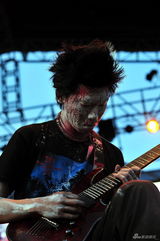 高清：迷笛第二天谢天笑没砸琴 群众表示情绪稳定