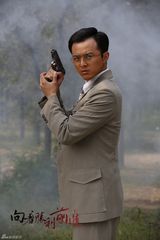 组图：叶祖新变身地下工作者 《胜利》走年代风