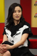 组图：霍建起宋佳做客解读《萧红》爱情