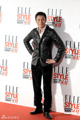 高清图：徐静蕾牵手黄立行 《杜拉拉》未映先拿奖