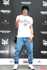 组图：周杰伦被问订婚笑而不答 与昆凌游夏威夷