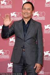 组图：《杀无赦》发布 渡边谦与柳乐优弥亮相