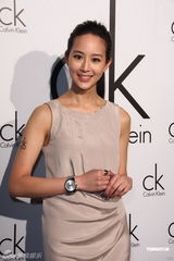 组图：张钧宁单身代言情人表 与一众帅哥只是哥们