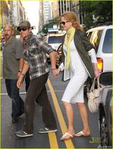 策划:女神妮可恐再婚变 盘点与厄本8年恩爱瞬间