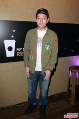 组图：古天乐望退休后开咖啡厅