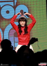 组图：CRAYON POP香江演唱继续卖萌