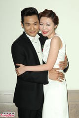 组图：杜德伟与嫩妻台北婚宴 宣告两年后再造人