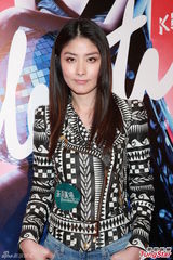 组图：陈慧琳新碟签唱获吻 称儿子红包达五位数