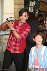 组图：罗志祥度假晒出黝黑肌肤 涨身价谢星爷