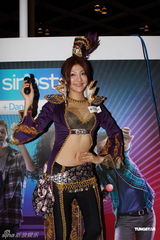 组图：陈静松岗李那小羽cosplay装性感出席活动