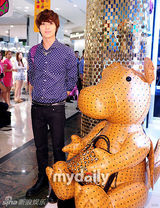 组图：少时徐贤秀英与SHINee泰民key时尚站台